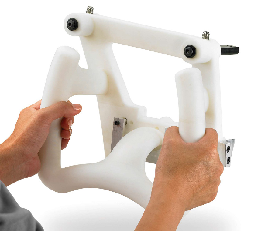 宝马集团3D打印的工装夹具
